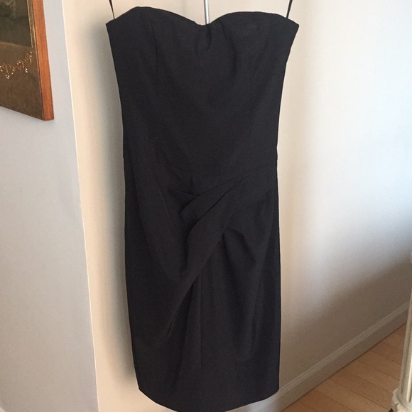 Vera Wang Dresses & Skirts - Vera Wang black cocktail dress